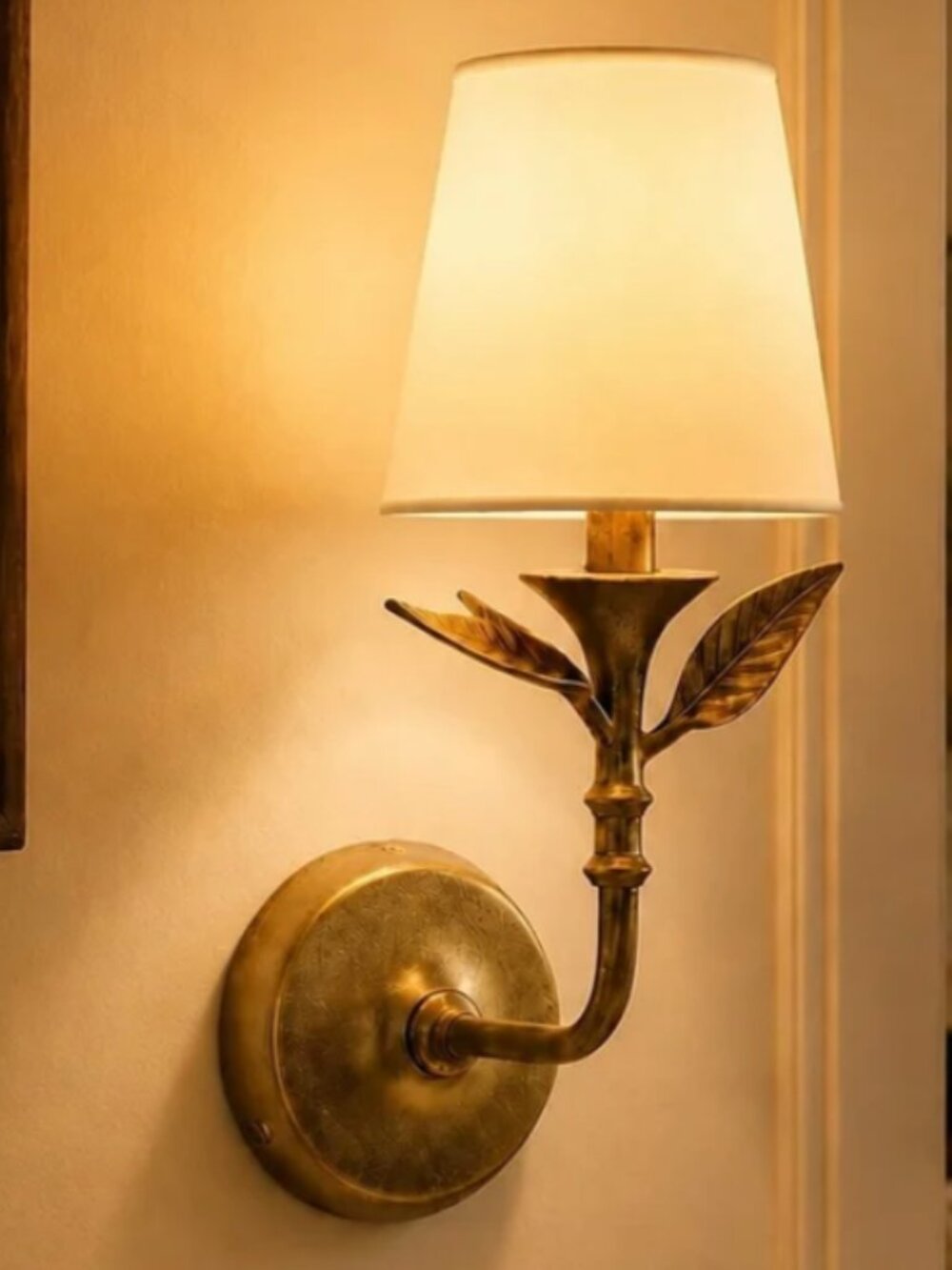 Antique Brass Botanical Leaf Wall Sconce White Shade NEW